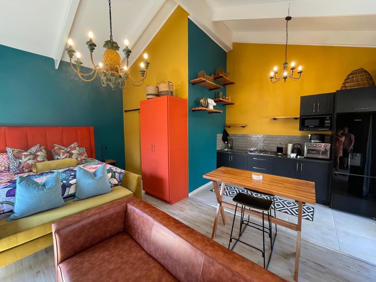 Periwinkle, Grove ,Acorn & Sage Cottages Кларенс Стая снимка