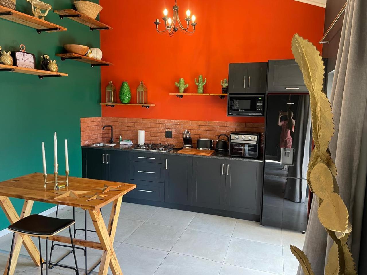 Periwinkle, Grove ,Acorn & Sage Cottages Кларенс Стая снимка
